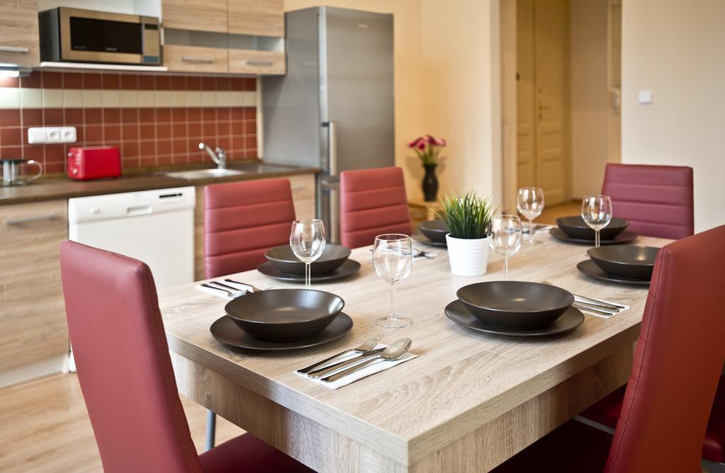 Apartament Charles Iv *
