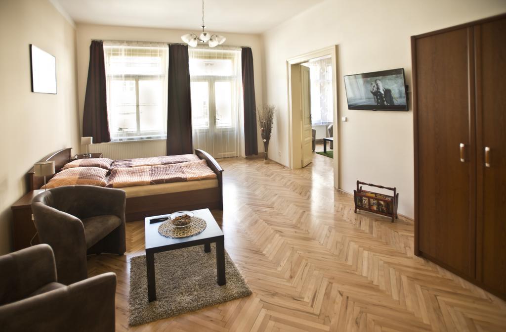 Apartament Charles Iv *